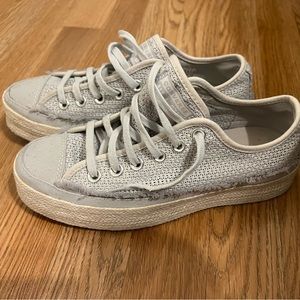 🆕Converse Women’s All Star Size 7